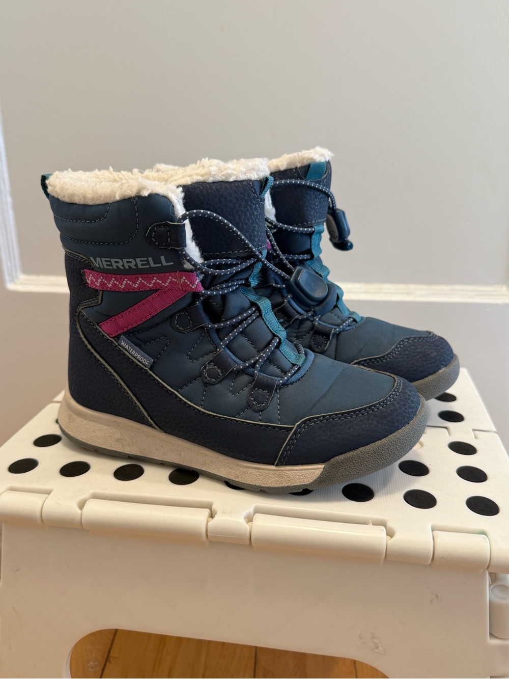 Merrell Girls' Winter Snow Boots 12